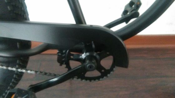 26インチ太い自転車 革の Saddle と アルミのフレーム あなたの理想的なアウトドアパートナー