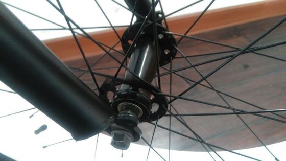 26インチ太い自転車 革の Saddle と アルミのフレーム あなたの理想的なアウトドアパートナー