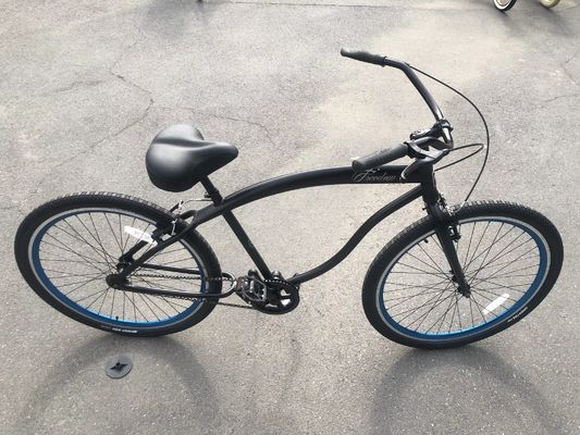 7 スピード シティバイク 24 インチ マシッドタイヤとアルミリーム素材 折りたたむデザイン