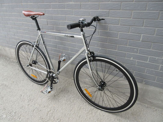 レトロ ヴィンテージ 700C シングルスピード クローム レーシング サイクル