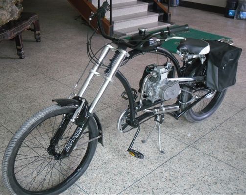 南アメリカ 50CC 4 ストックガソリンエンジン 懸垂フォーク付きバイク