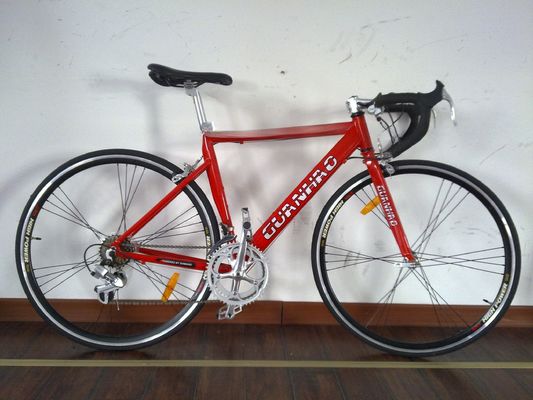 ヨーロッパ市場 700C アルミフレーム シマノ 21スピード ディスクブレーキ 道路自転車 男性 成人