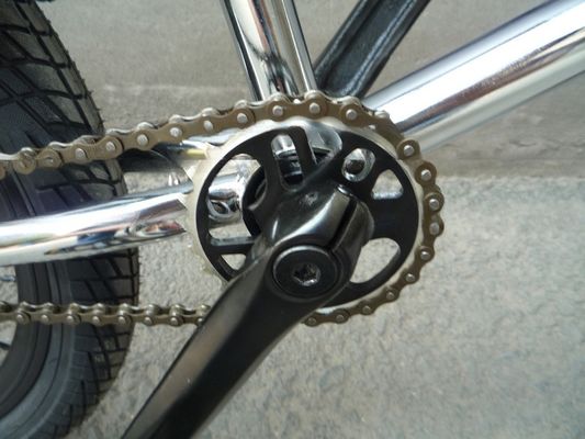 密封式ベアリングハブ 2016年 人気BMX フリースタイル自転車 13kg総重量