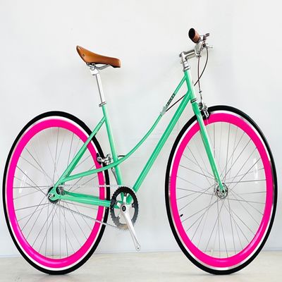 スタイリッシュで乗る ステールフォークとケンダ700Cタイヤの復古男子シングルスピード自転車