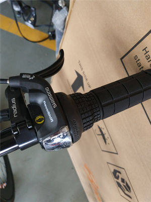 13kg 28&quot;ホイールサイズ クロモリー自転車フレーム 4130 シティクルーザー 男性自転車 7スピード都市自転車ハイブリッド 700c自転車