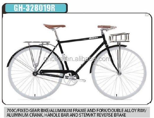3 速さ の 男 の 都市 自転車 と バスケ で 都市 を 難なく 巡る