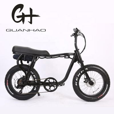 スタイリッシュ 20&quot; 48V 500W ブラシレス 後部モーターホイール 4.0 脂肪タイヤ 電動都市ヘリコプターバイク