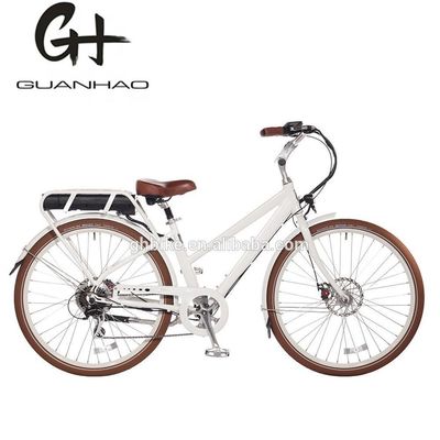 製造 28 インチ シティ エバイク スタイルの電動自転車 アルミ バッテリー