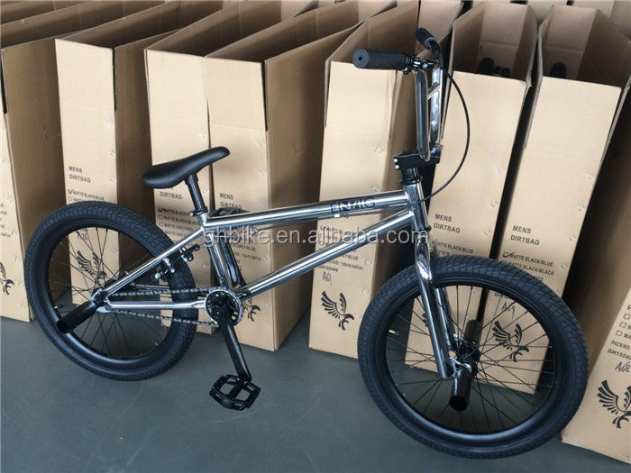 鋼のフォーク素材と20インチサイズの車輪 クロム製鋼フレーム付きBMX自転車